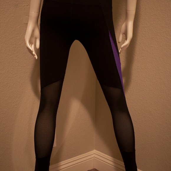 Victoria's Secret VSX Leggings - Picture 5 of 5